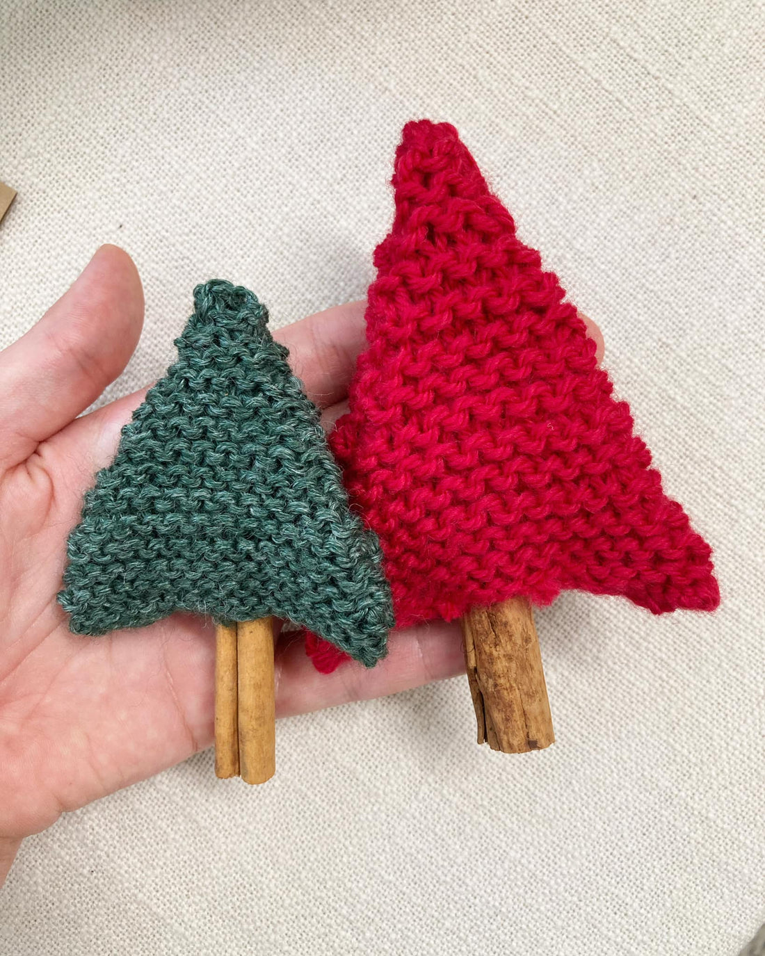 Cinnamon Christmas Tree Knitting Kit