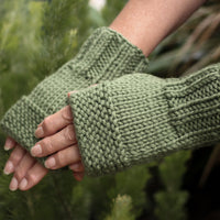 Beginner's Hand Warmers | PDF Knitting Pattern