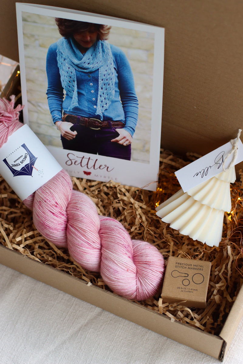 Settler Shawl Christmas Gift Set