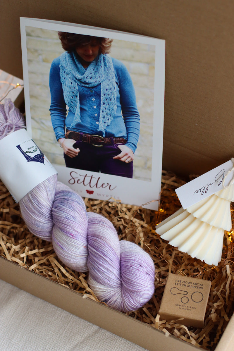 Settler Shawl Christmas Gift Set