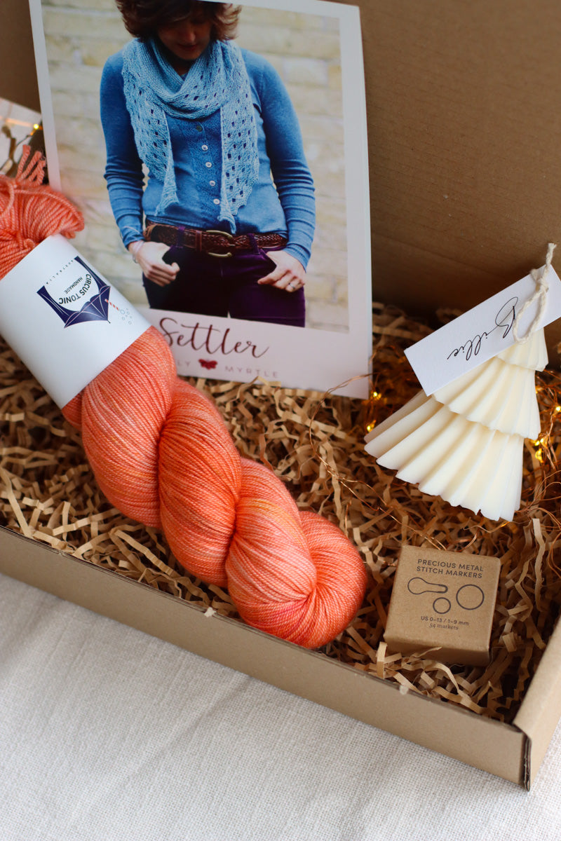 Settler Shawl Christmas Gift Set
