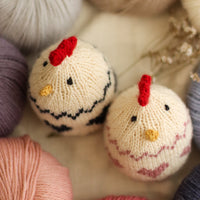 Peckish (the little hen) | PDF Knitting Pattern