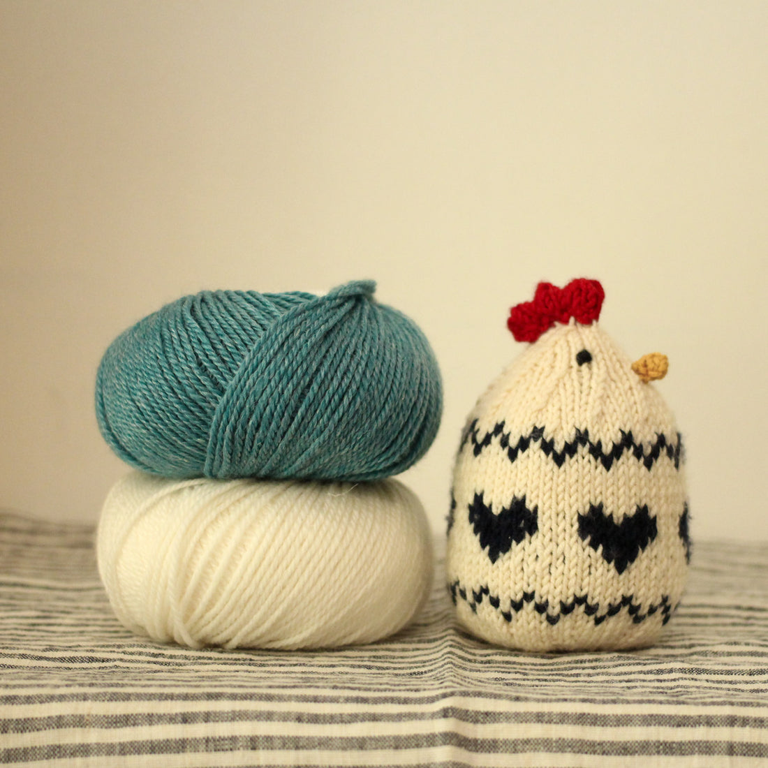 Peckish (the little hen) | Complete Knitting Kit
