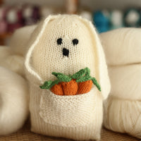 Pocket Full O' Carrots Rabbit | PDF Knitting Pattern