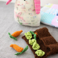 Bunny's Veggie Garden | PDF Knitting Pattern