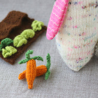 Bunny's Veggie Garden | PDF Knitting Pattern