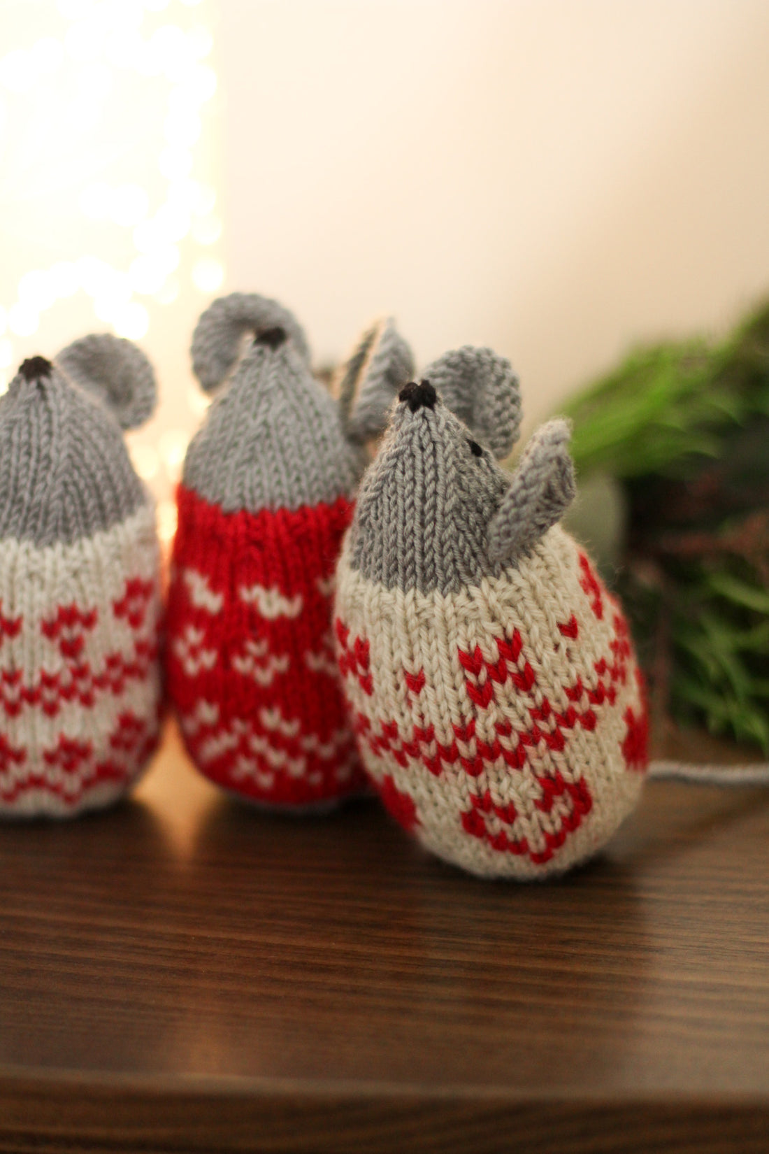 Nordic Christmas Mice | Knitting Kit