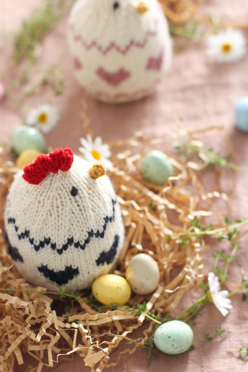 Peckish (the little hen) | PDF Knitting Pattern