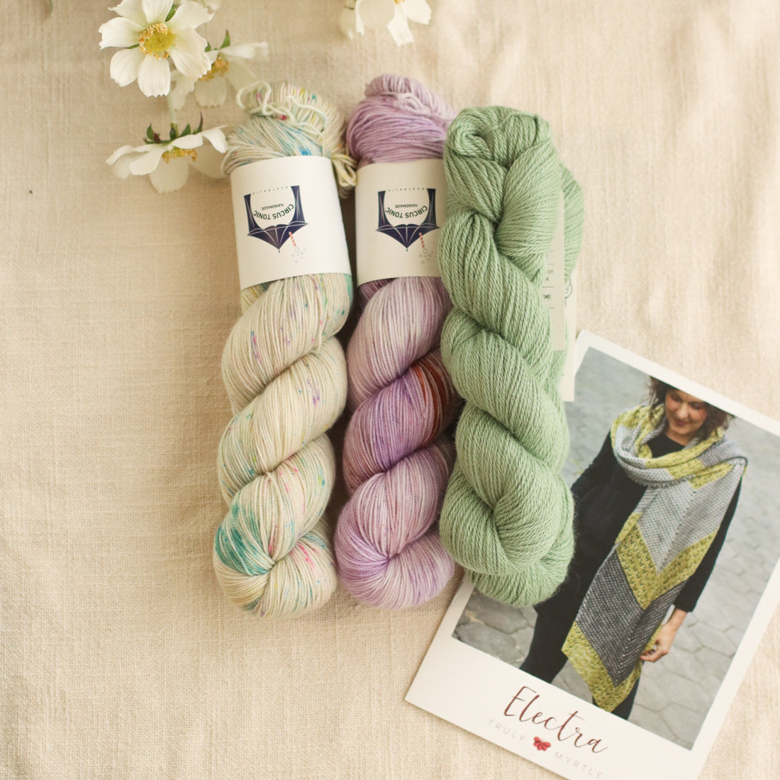 Electra Shawl by Libby Jonson | Knitting Kit