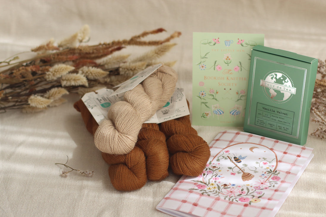 Bookish Knitter's Society Vol.7 | Ultra Cosy Kit