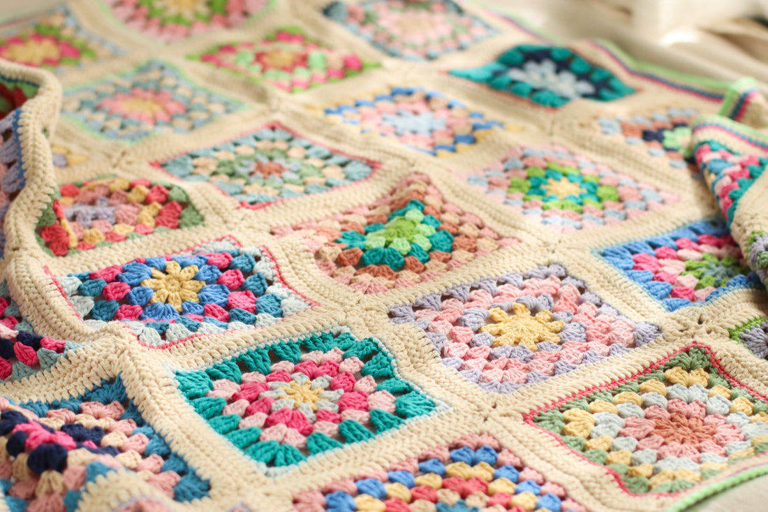 Go-To-Granny Blanket Crochet Kit