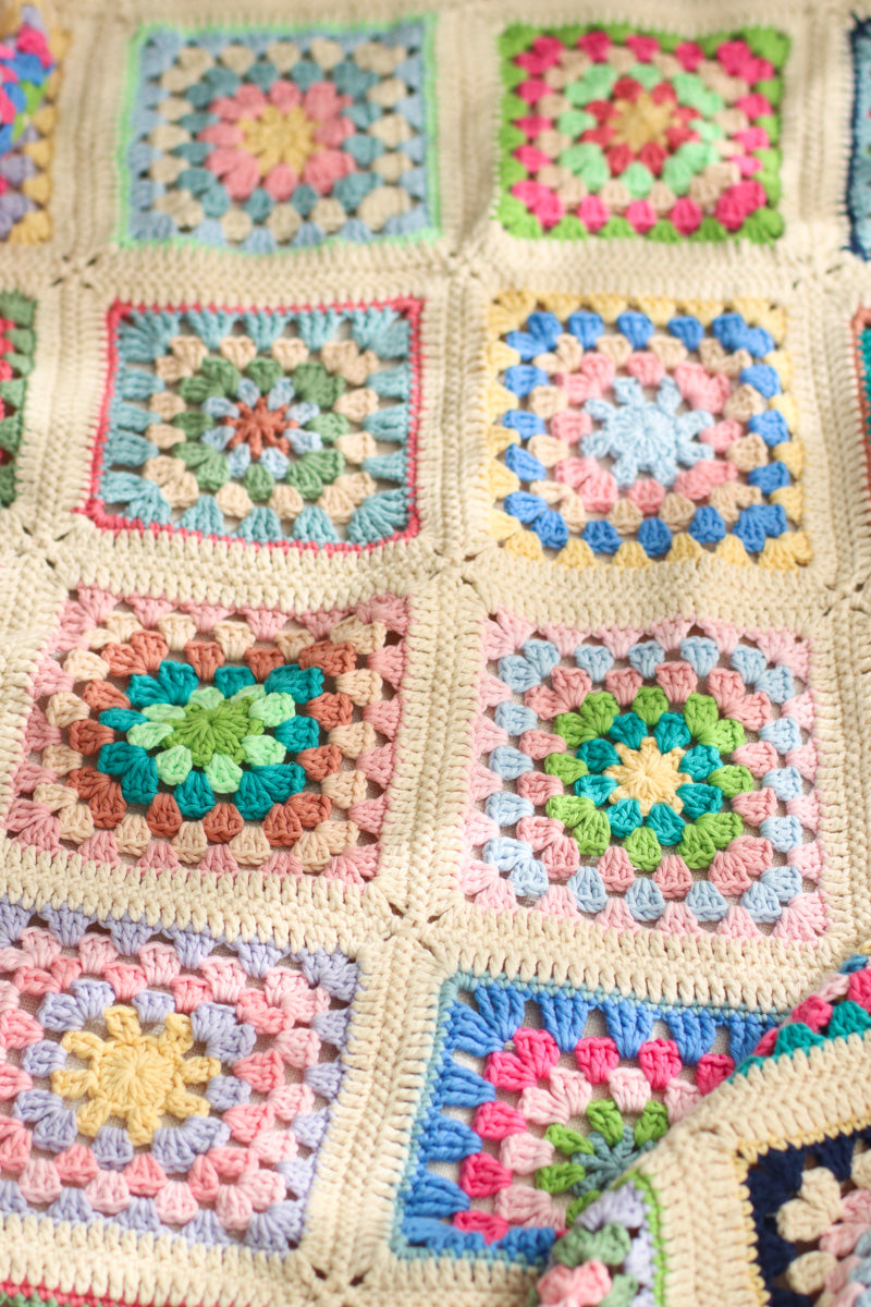 Go-To-Granny Blanket Crochet Kit
