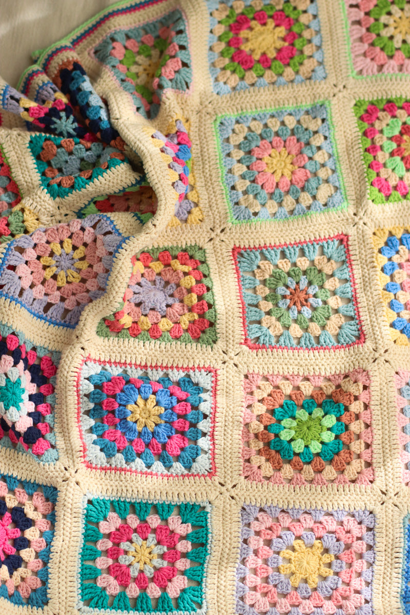 Go-To-Granny Blanket Crochet Kit