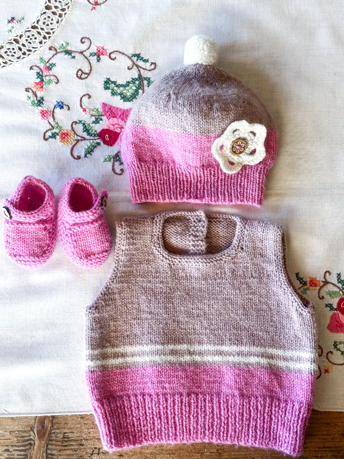 Cassidy Vest, Hat & Shoes by Lisa F Design | Printed Pattern