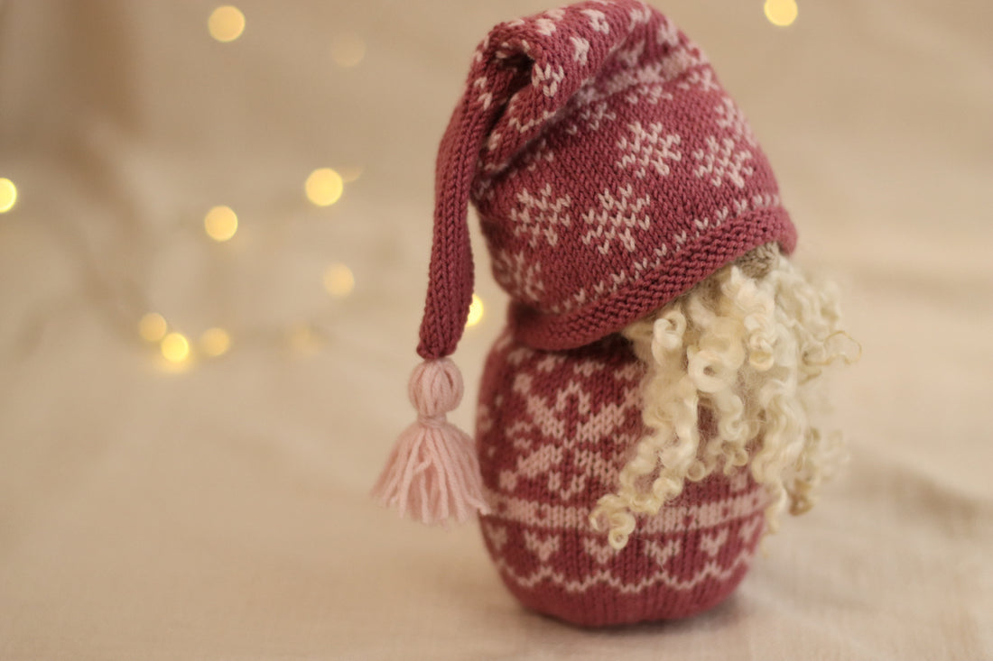 Nordic Christmas Gnome | PINK Knitting Kit