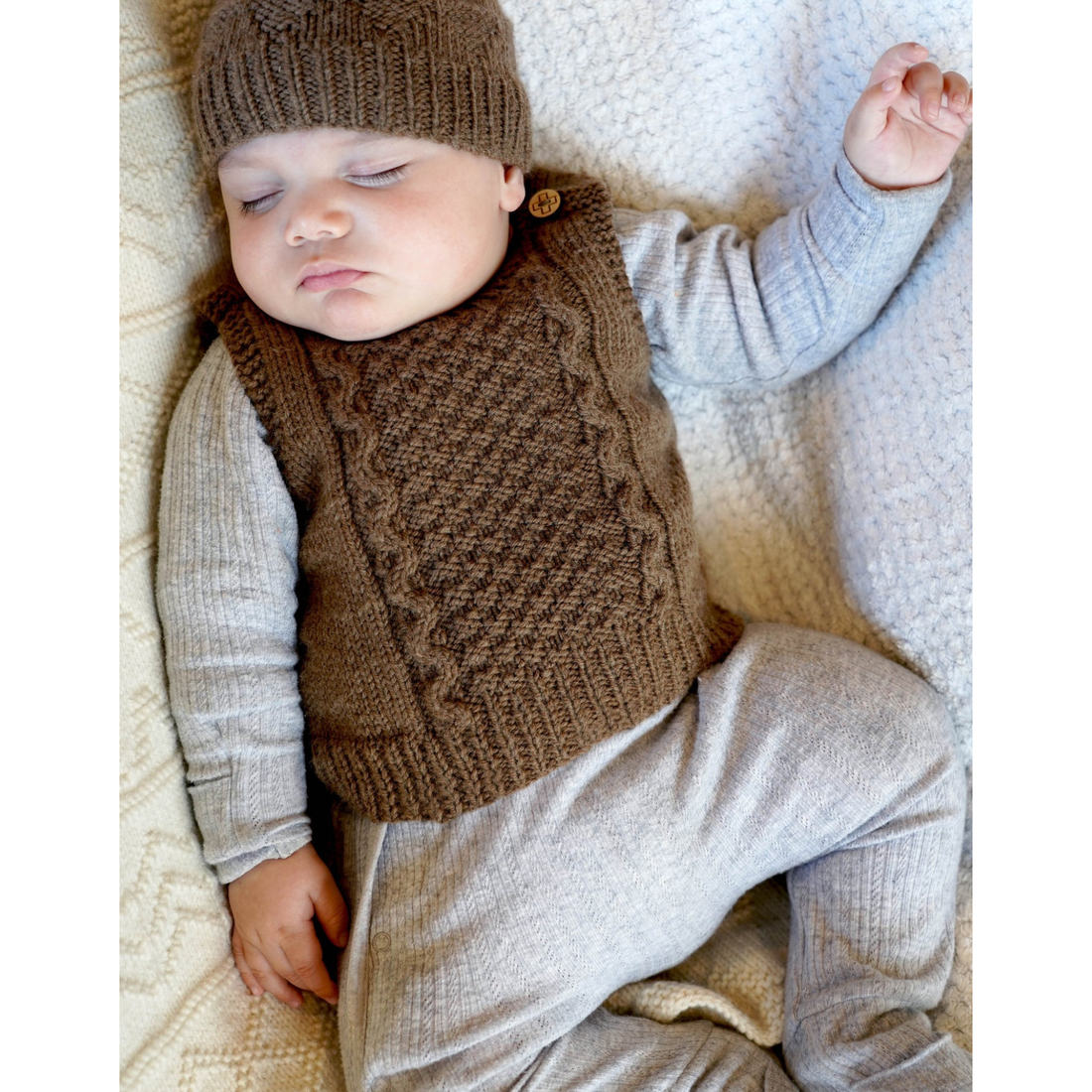 Noa Vest and Hat by Lisa F Design | Printed Pattern