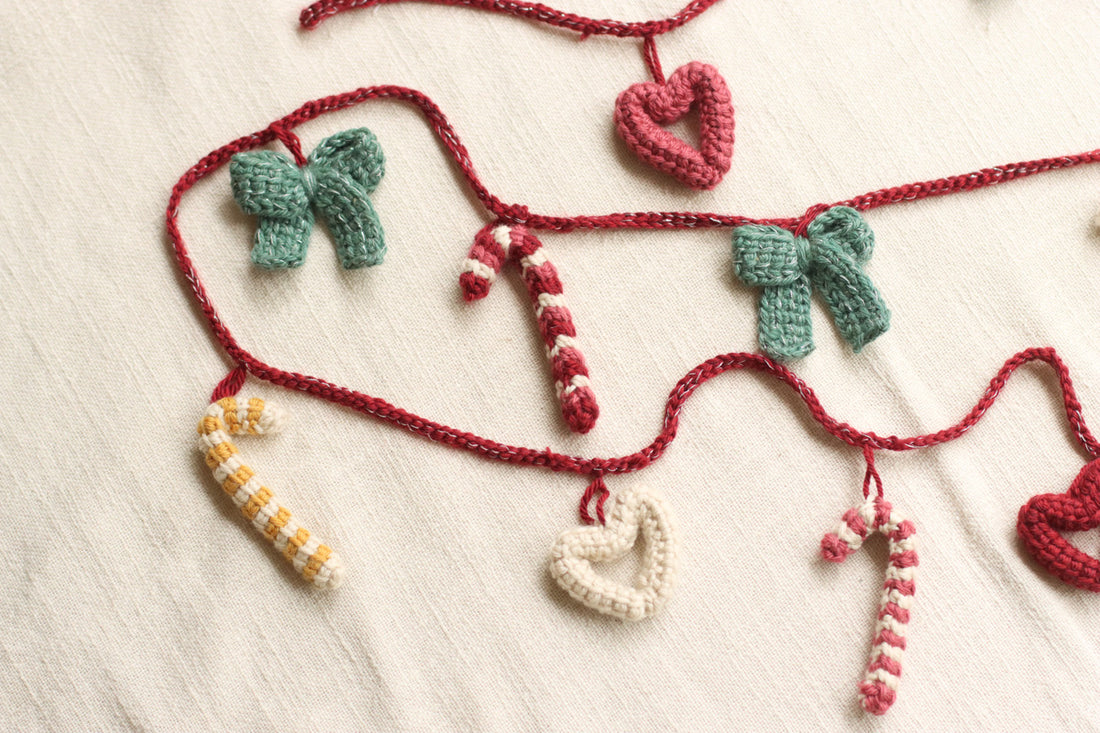 Candy Cane Christmas Crochet Kit