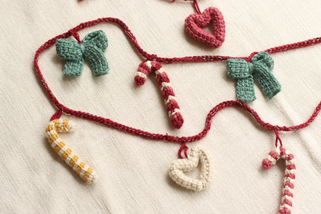 Candy Cane Christmas Crochet Kit