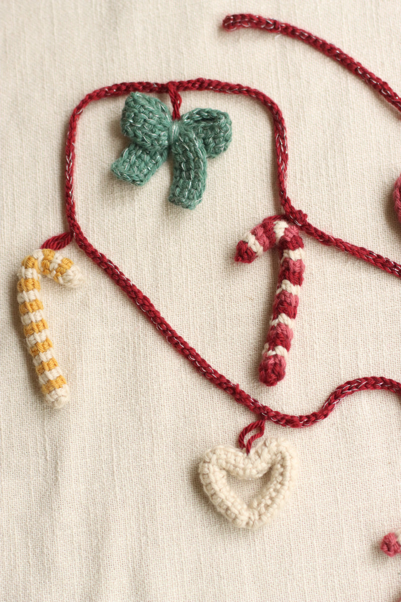 Candy Cane Christmas Crochet Kit