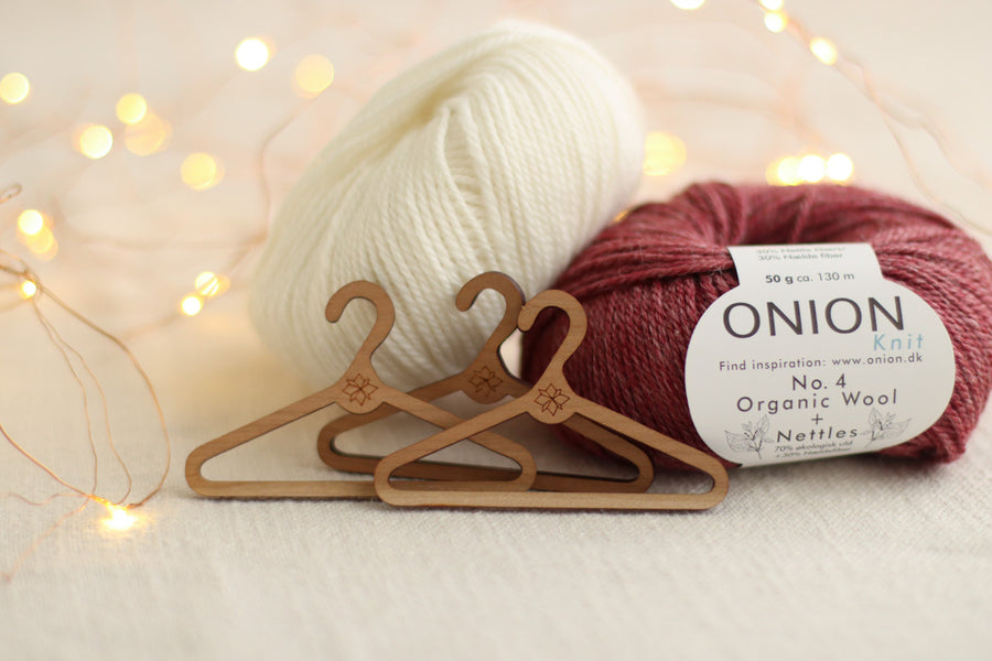 Mini Jumper (Sweater) Ornaments | Complete Knitting Kit