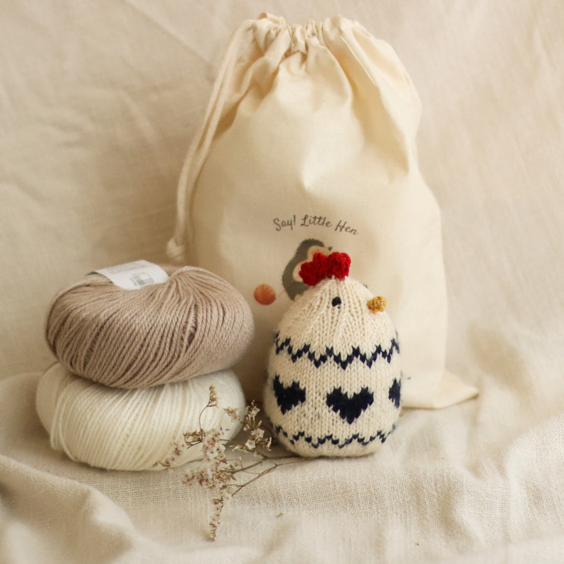 Peckish (the little hen) | Complete Knitting Kit