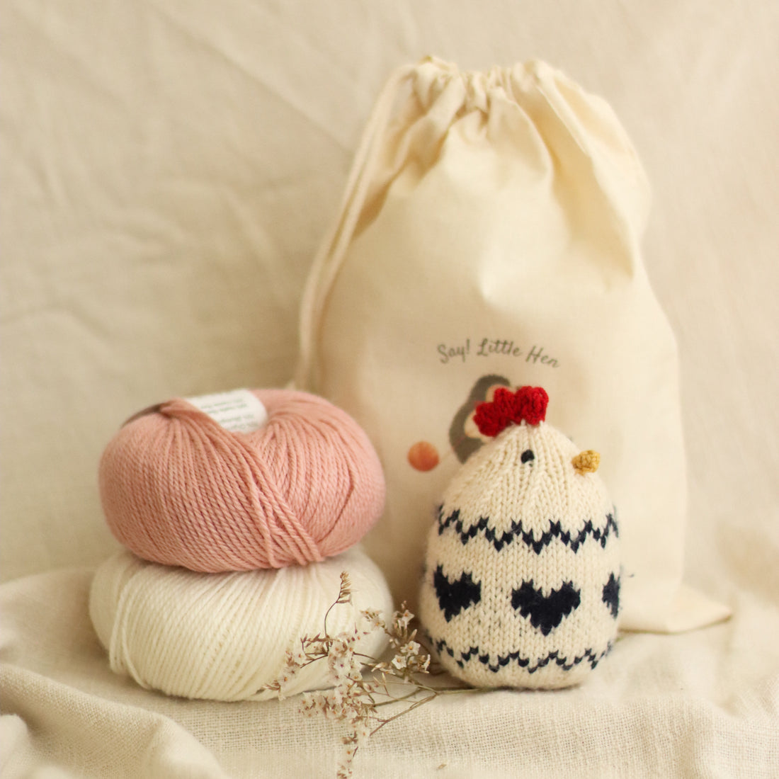 Peckish (the little hen) | Complete Knitting Kit