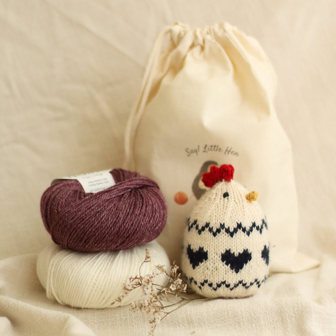 Peckish (the little hen) | Complete Knitting Kit