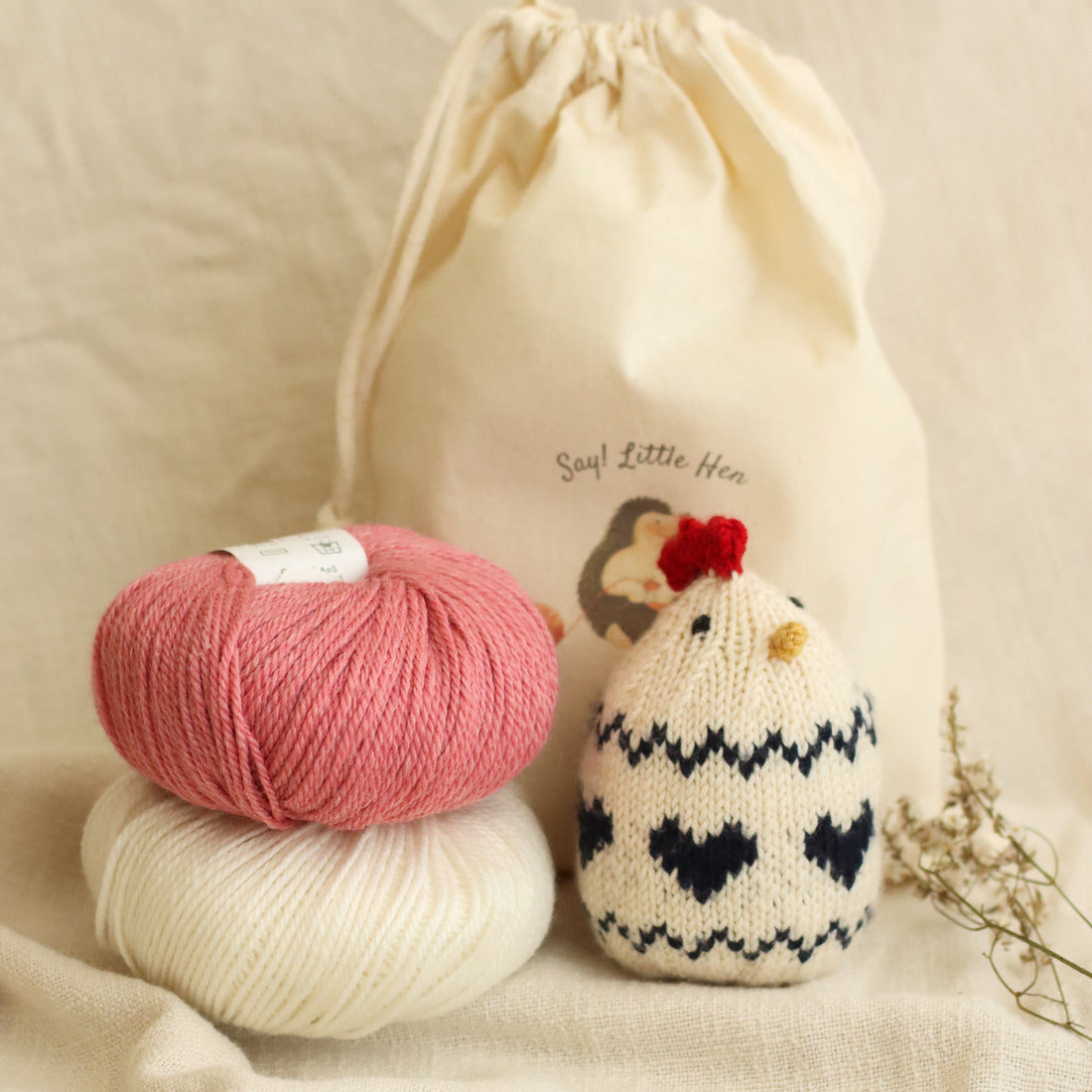 Peckish (the little hen) | Complete Knitting Kit