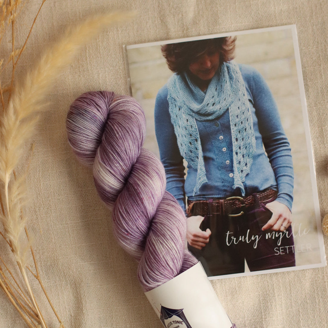 Settler Shawl by Libby Jonson | Knitting Kit