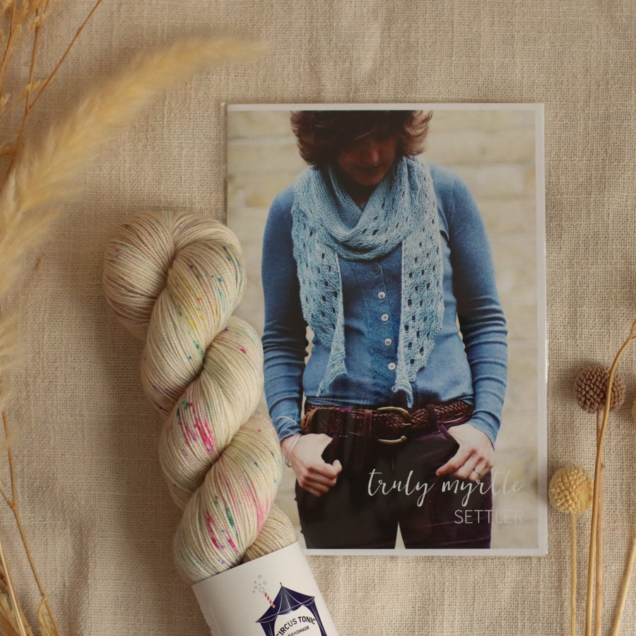 Settler Shawl by Libby Jonson | Knitting Kit