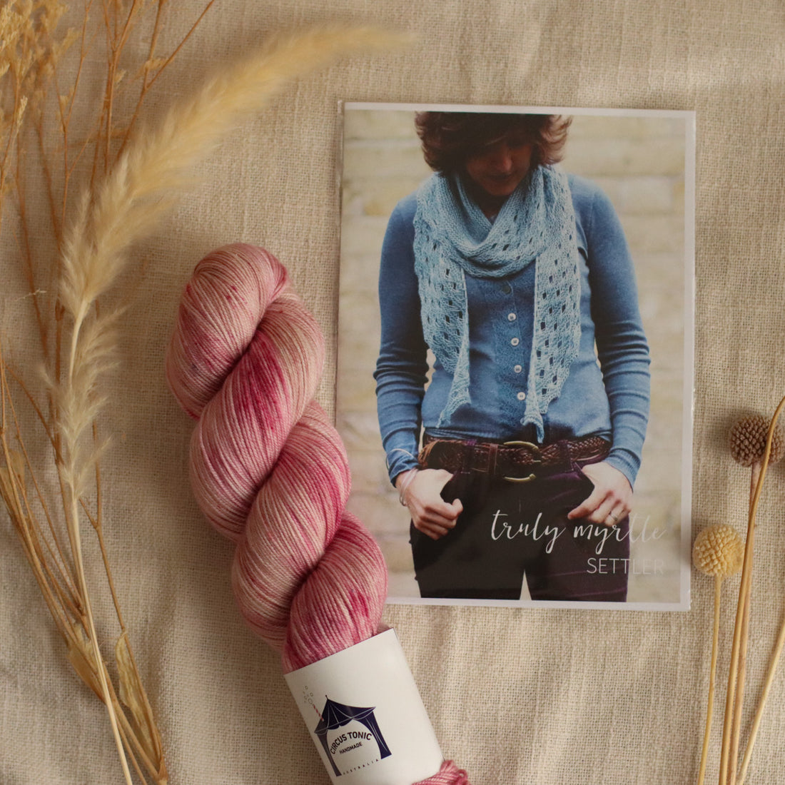 Settler Shawl by Libby Jonson | Knitting Kit