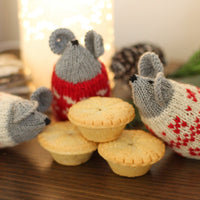 Nordic Christmas Mice | PDF Knitting Pattern