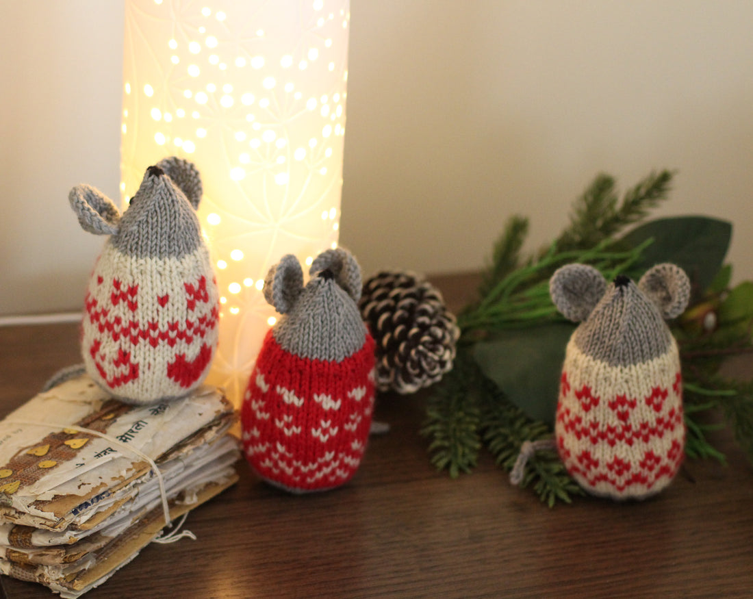 Nordic Christmas Mice | PDF Knitting Pattern
