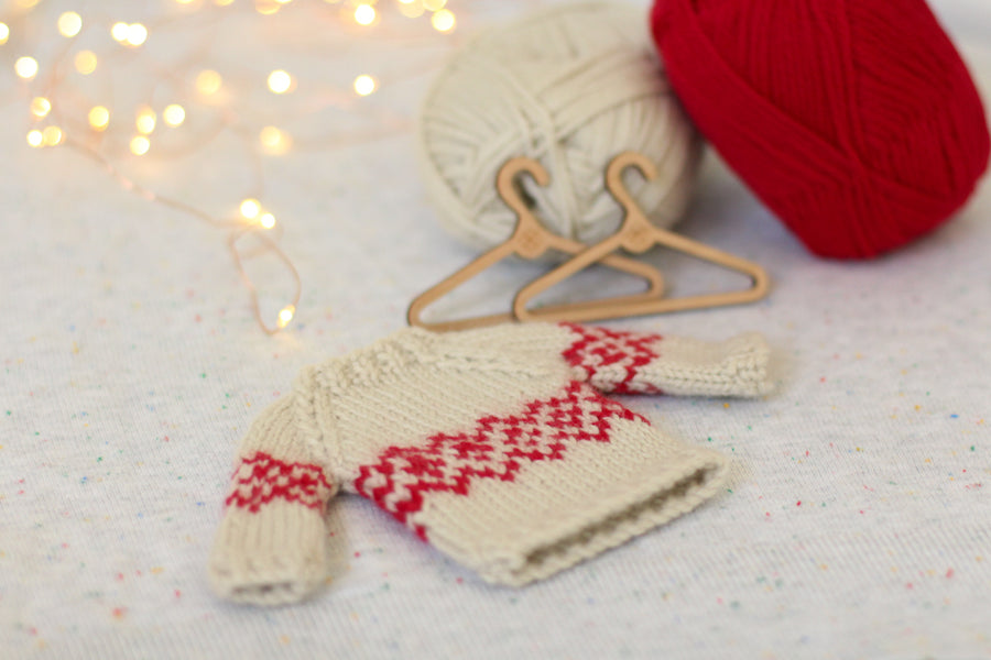 Mini Jumper (Sweater) Ornaments | Complete Knitting Kit