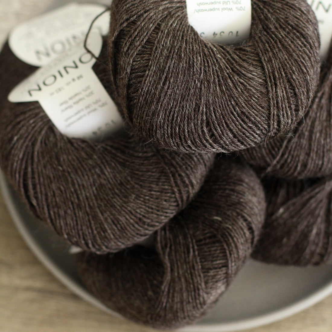 Linarii Shawl | Complete Knitting Kit