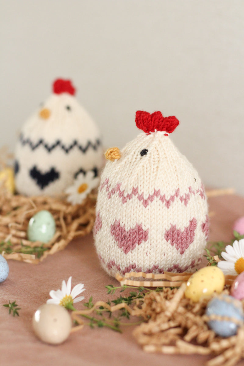 Peckish (the little hen) | PDF Knitting Pattern