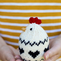 Peckish (the little hen) | PDF Knitting Pattern