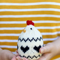 Peckish (the little hen) | PDF Knitting Pattern