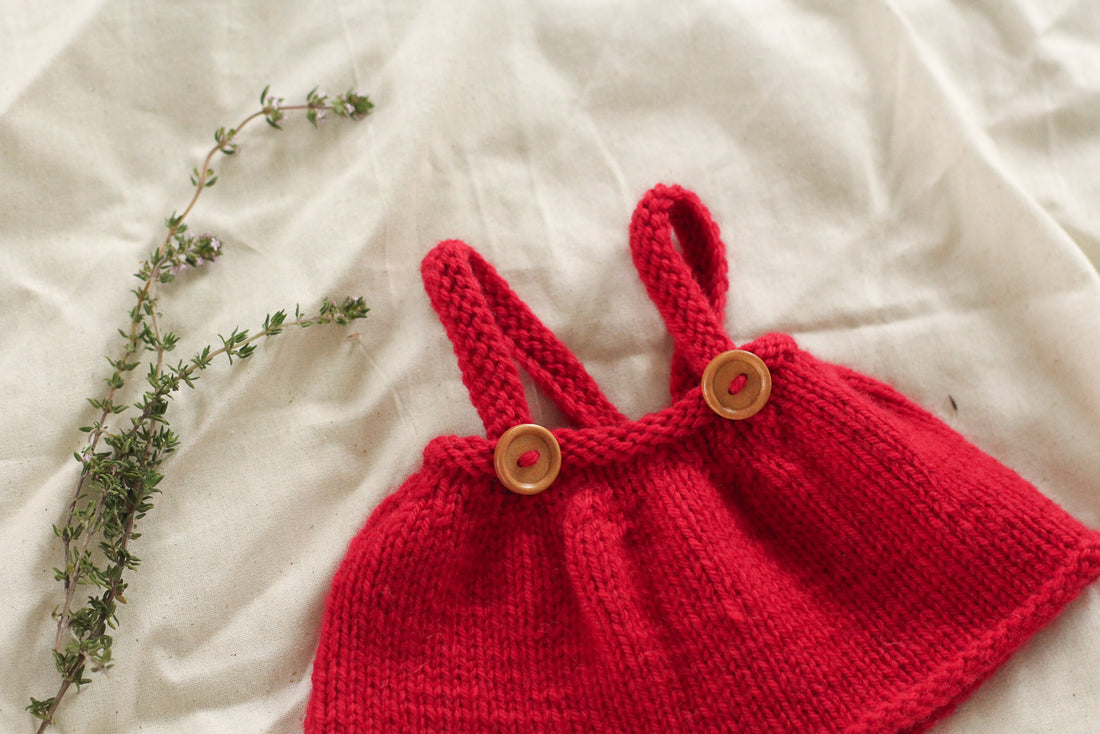 Doll's Posie Pinafore | PDF Knitting Pattern