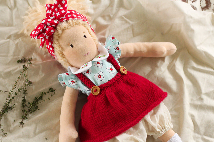 Doll's Posie Pinafore | PDF Knitting Pattern